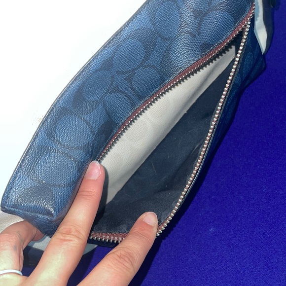 Coach mini backpack - Picture 3 of 4